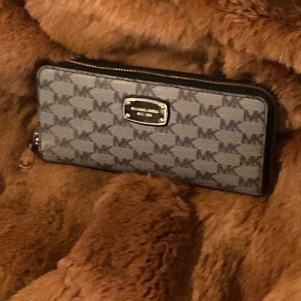 Monogram Michael Kors Contential Wallet - image 2